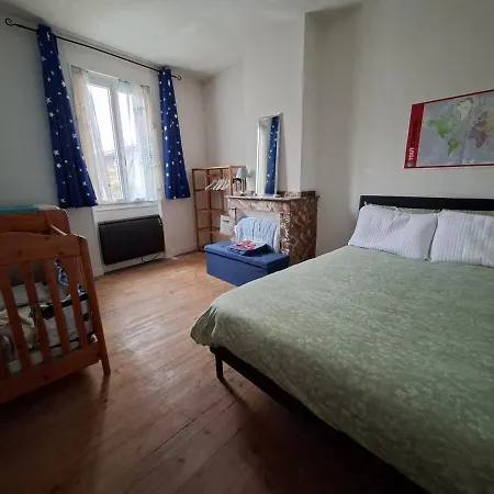 With South-facing Terrace - 3 Bedrooms