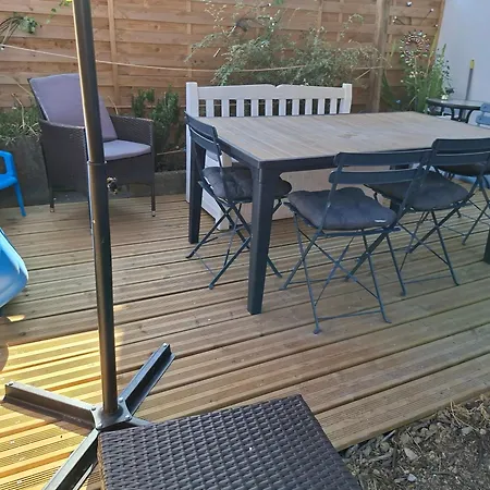 With South-facing Terrace - 3 Bedrooms