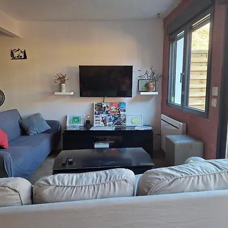 With South-facing Terrace - 3 Bedrooms Montgaillard (Ariege)